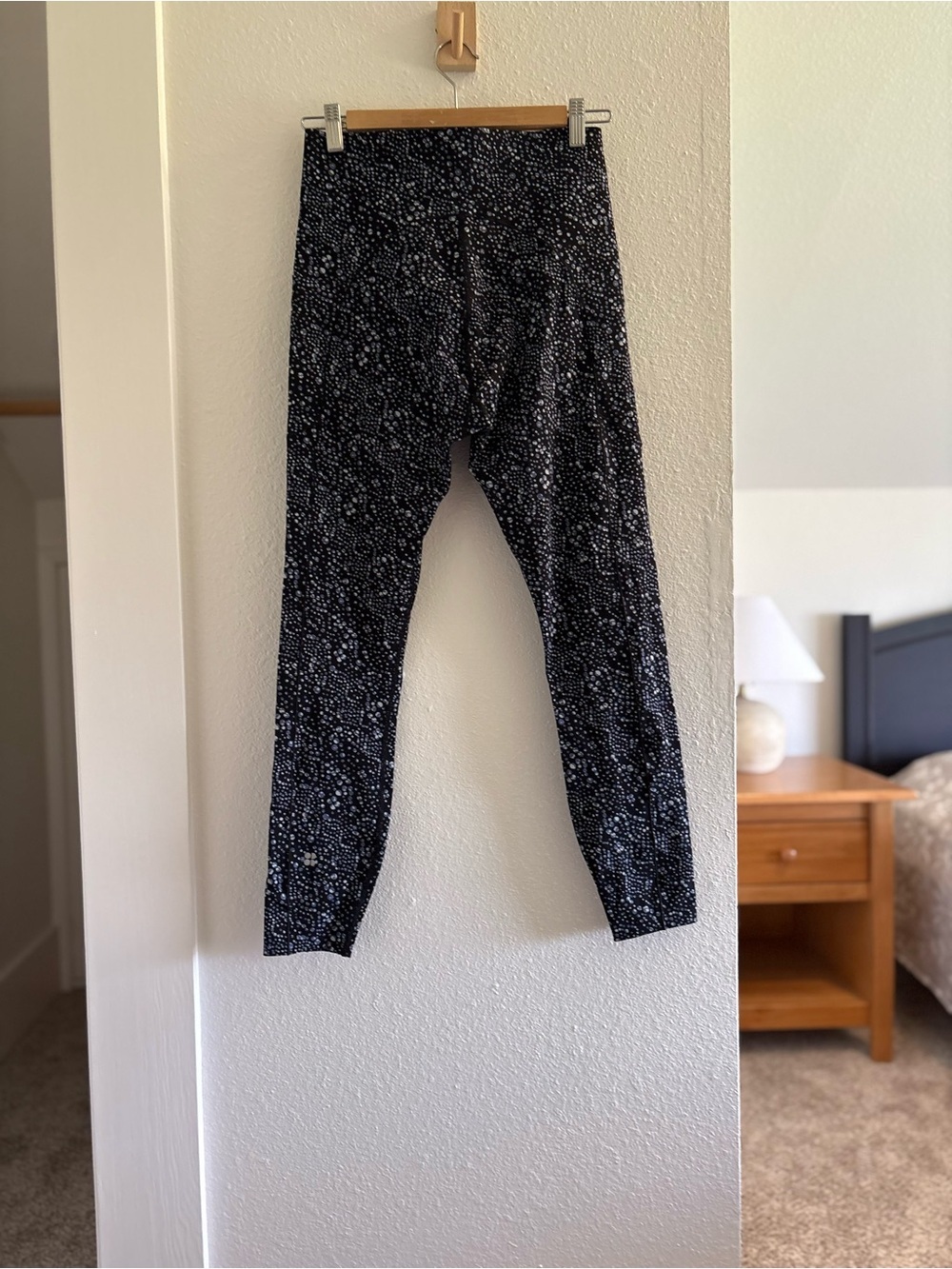 Sweaty Betty Black Leggings with Light Blue Dot Print - Picture 6 of 7